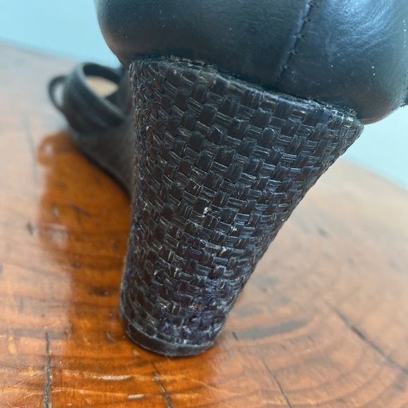 Unbranded Black Rose Detail Wedges, Size 7.5 - Picture 8 of 8